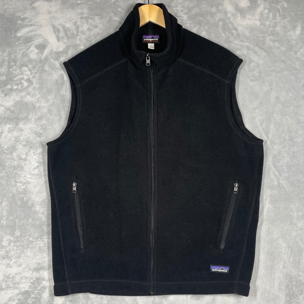 Patagonia Mens Synchilla Fleece Vest Black Full Zip Large 22445 Midweight Layer